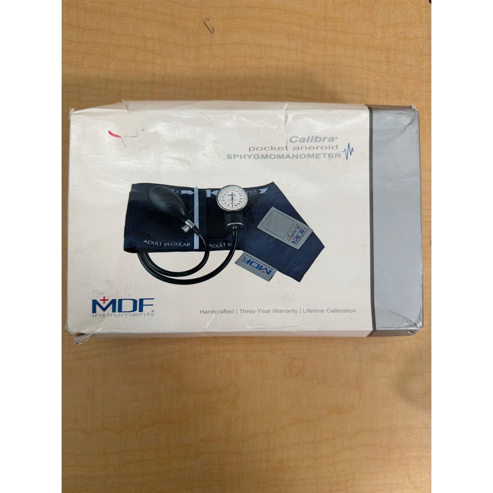 MDF Calibra Pocket Aneroid Sphygmomanometer Blood Pressure Cuff Adult Black